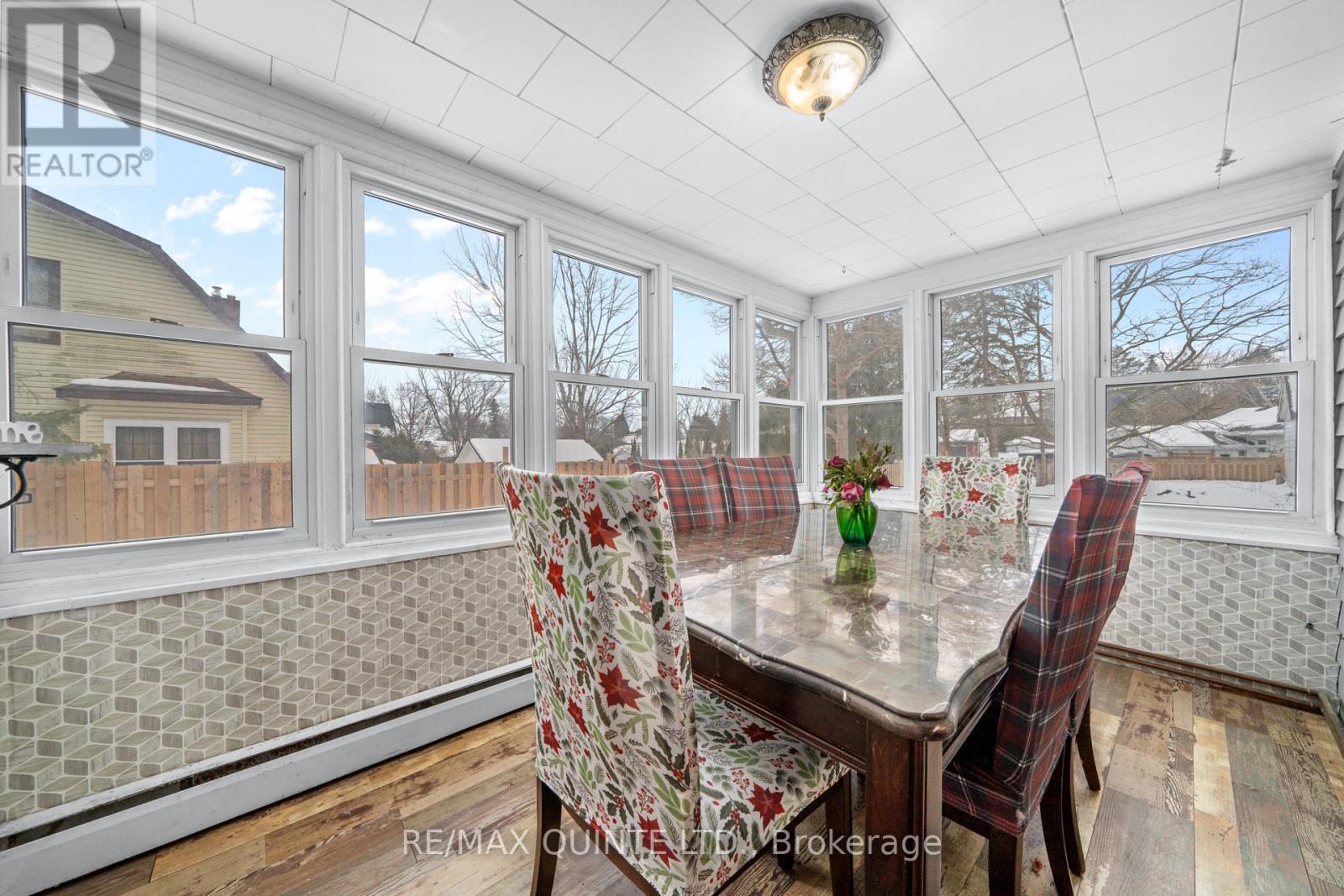 Property at 48 YOUNG STREET image 3