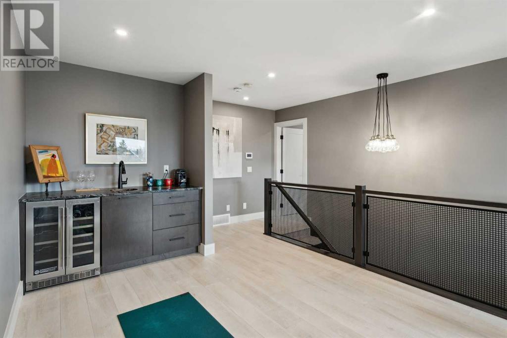 81 Trasimeno Crescent Sw, Calgary, Alberta  T3E 8B9 - Photo 37 - A2216883