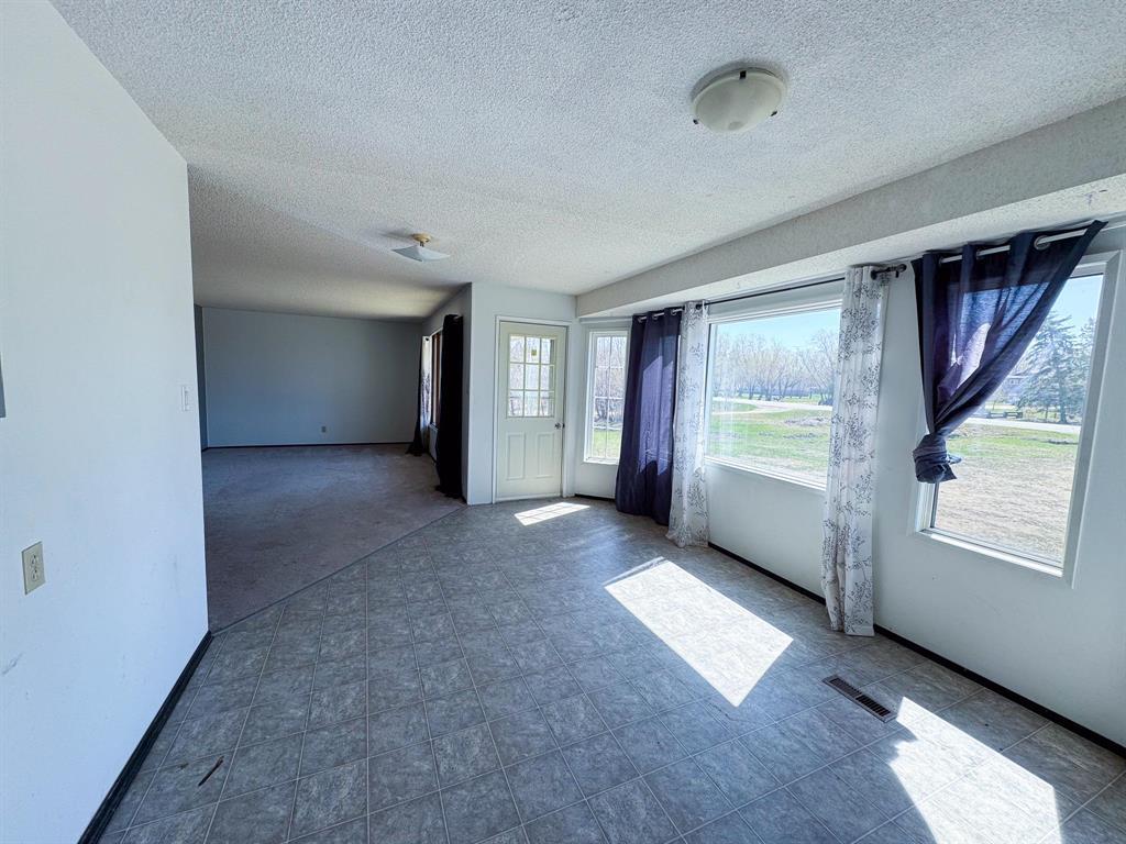 309 River Road W, Swan River, Manitoba  R0L 1Z0 - Photo 10 - 202510362