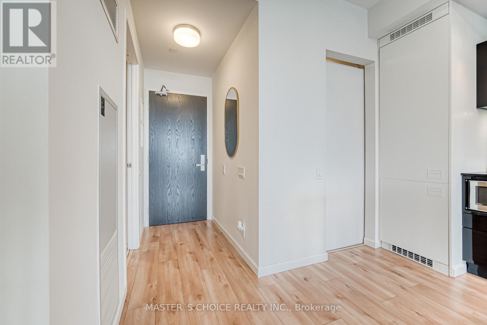 2806 - 125 Peter Street, Toronto, Ontario  M5V 2G9 - Photo 3 - C12136364