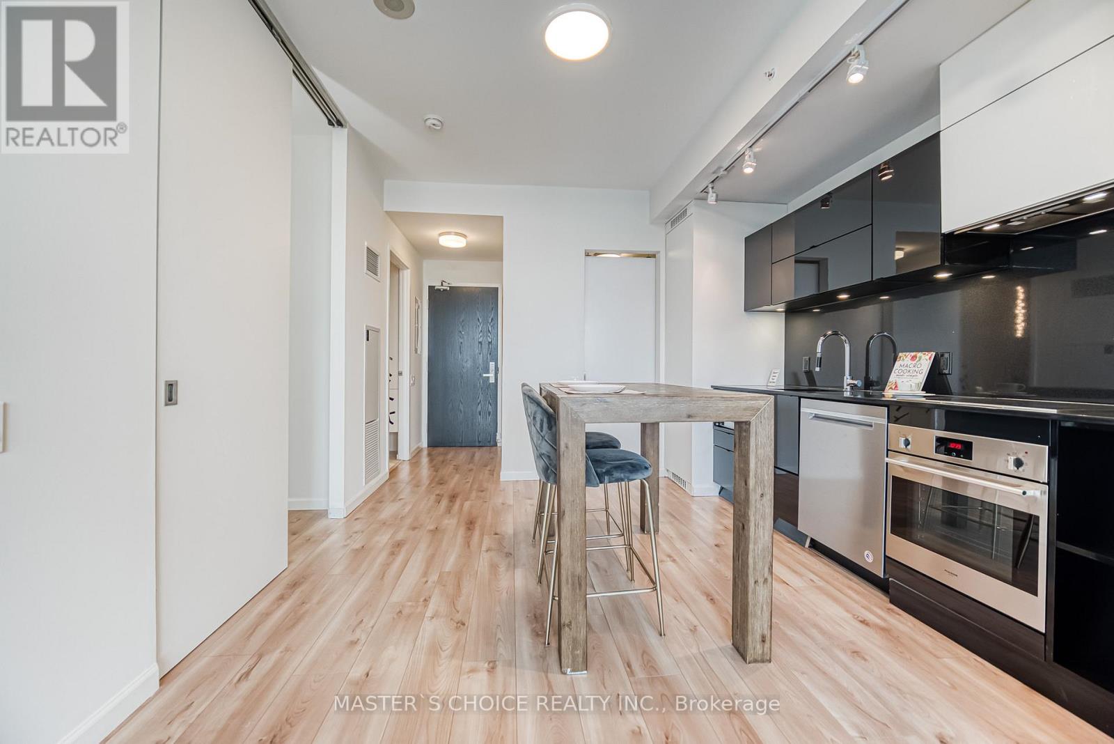 2806 - 125 Peter Street, Toronto, Ontario  M5V 2G9 - Photo 4 - C12136364