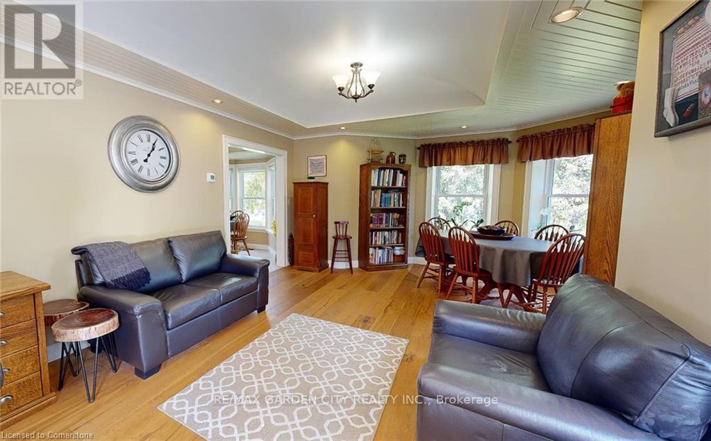 4201 Mountain Street, Lincoln, Ontario  L0R 1B0 - Photo 18 - X12135217