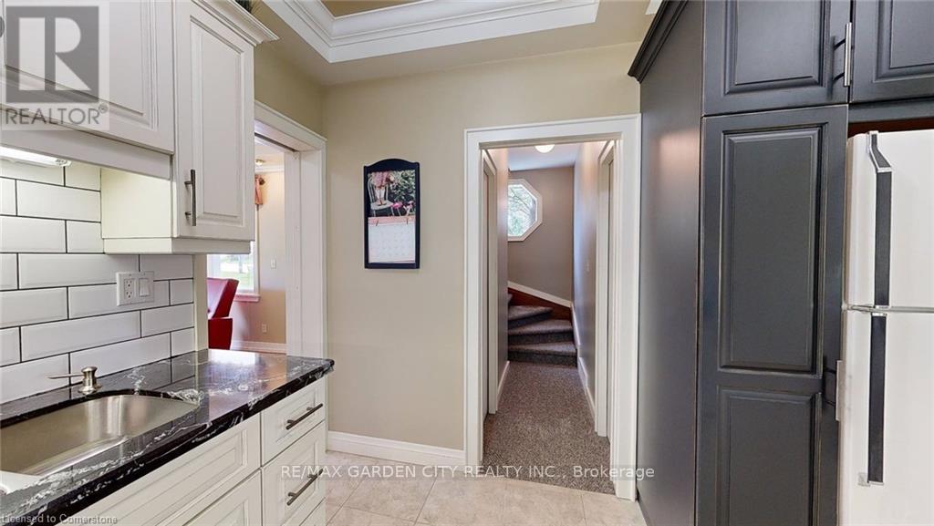 4201 Mountain Street, Lincoln, Ontario  L0R 1B0 - Photo 21 - X12135217