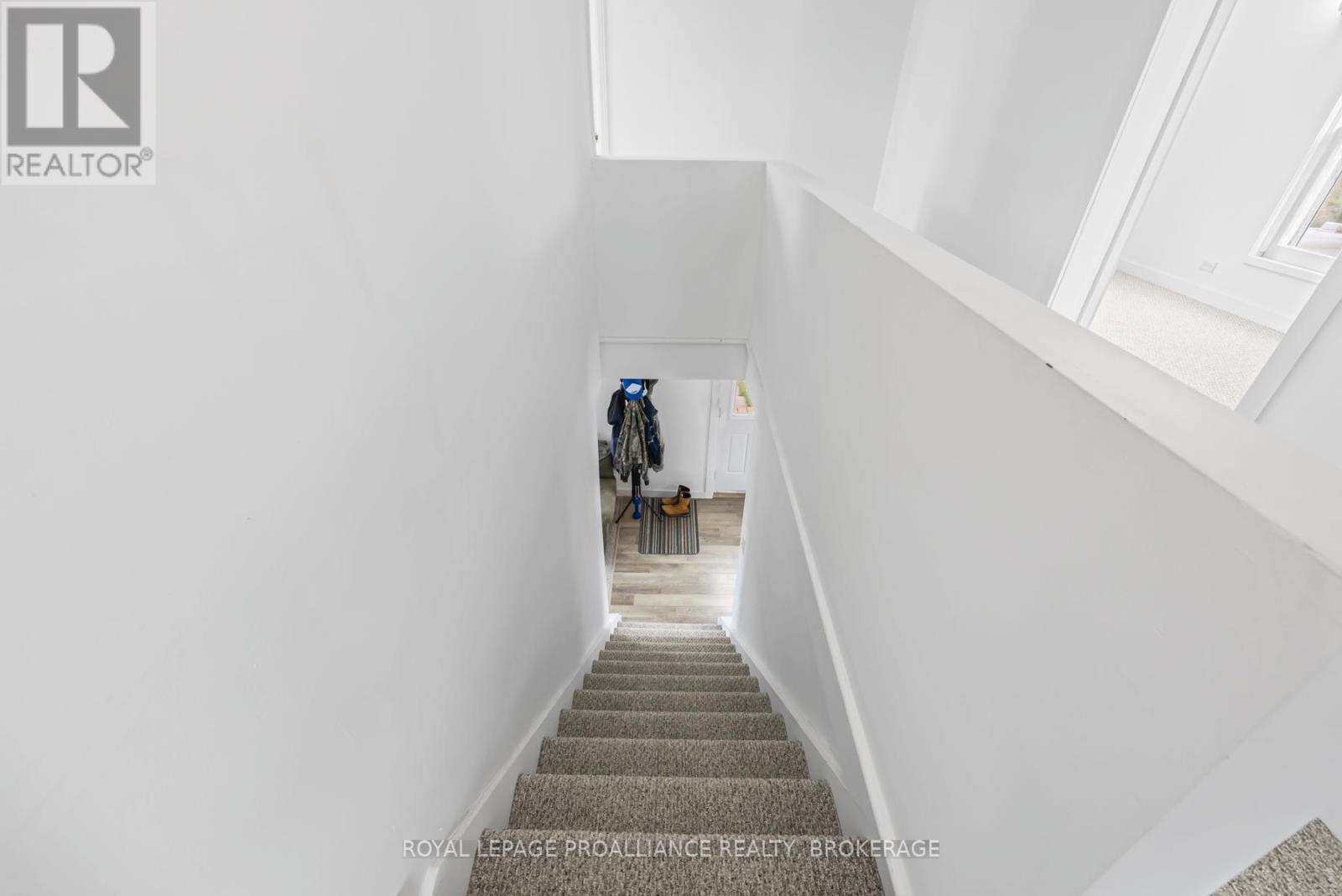 1179 Godfrey Road W, Frontenac (Frontenac Centre), Ontario  K0H 1T0 - Photo 18 - X12136402