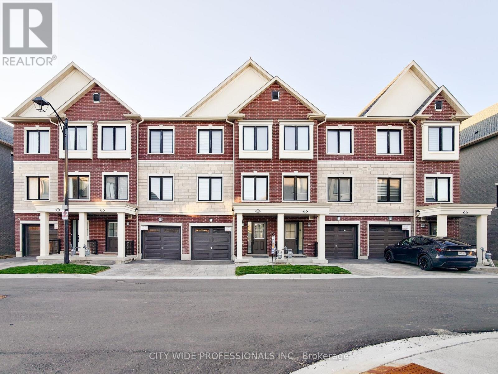 Property at 106 COVINGTON CRESCENT image 1