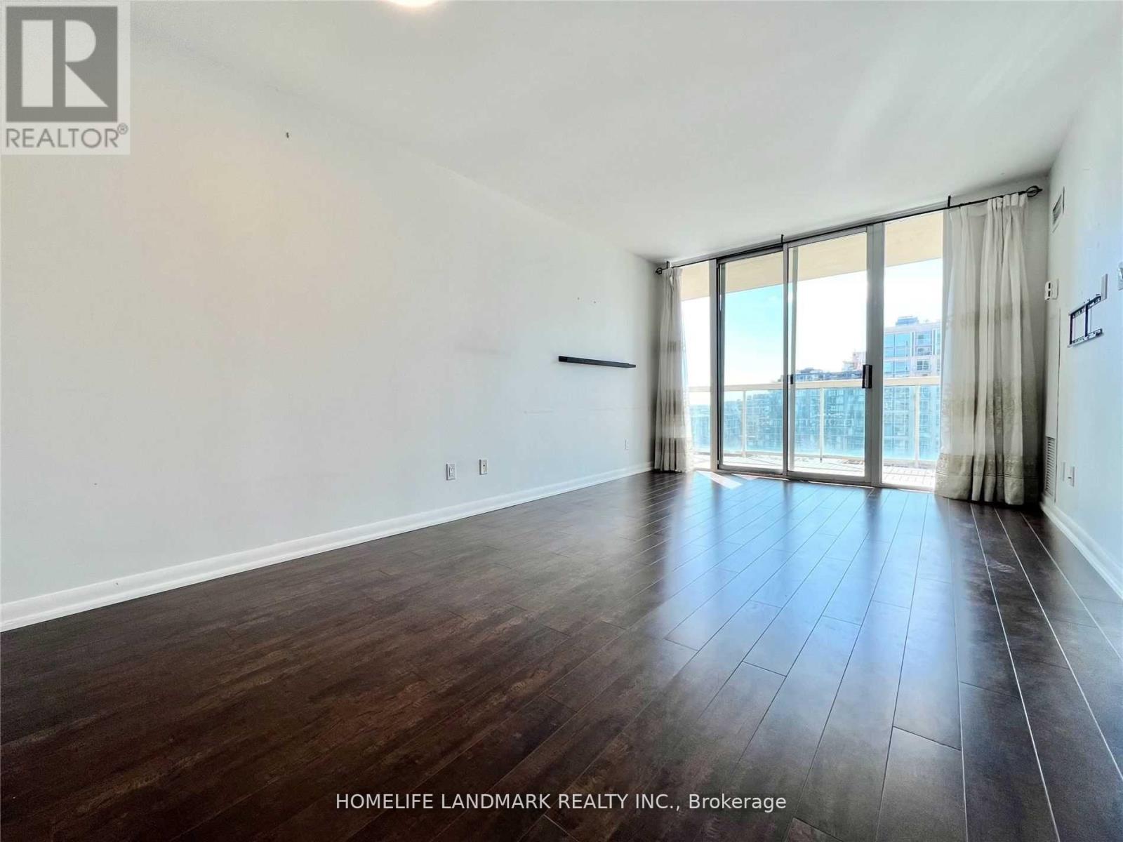 Ground Unit - 373 Broadview Avenue, Toronto, Ontario  M4K 2M7 - Photo 18 - E12136373