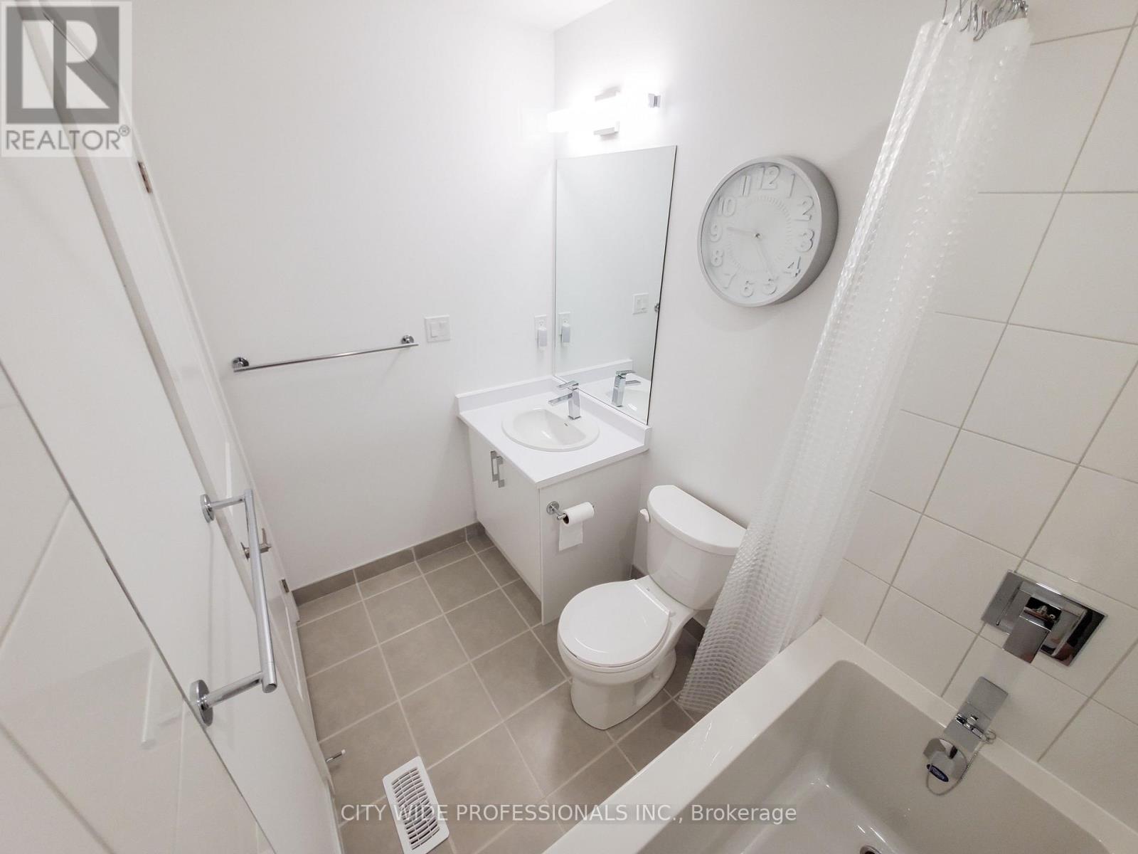 106 Covington Crescent, Whitchurch-Stouffville, Ontario  L4A 4W8 - Photo 43 - N12132612
