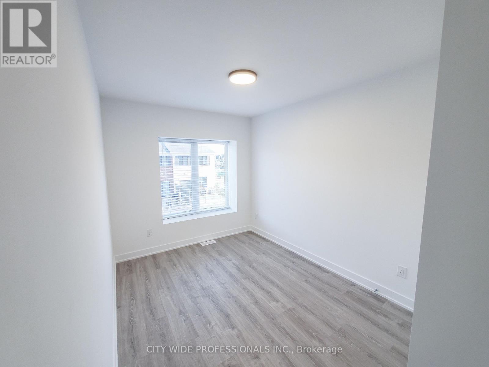 106 Covington Crescent, Whitchurch-Stouffville, Ontario  L4A 4W8 - Photo 30 - N12132612