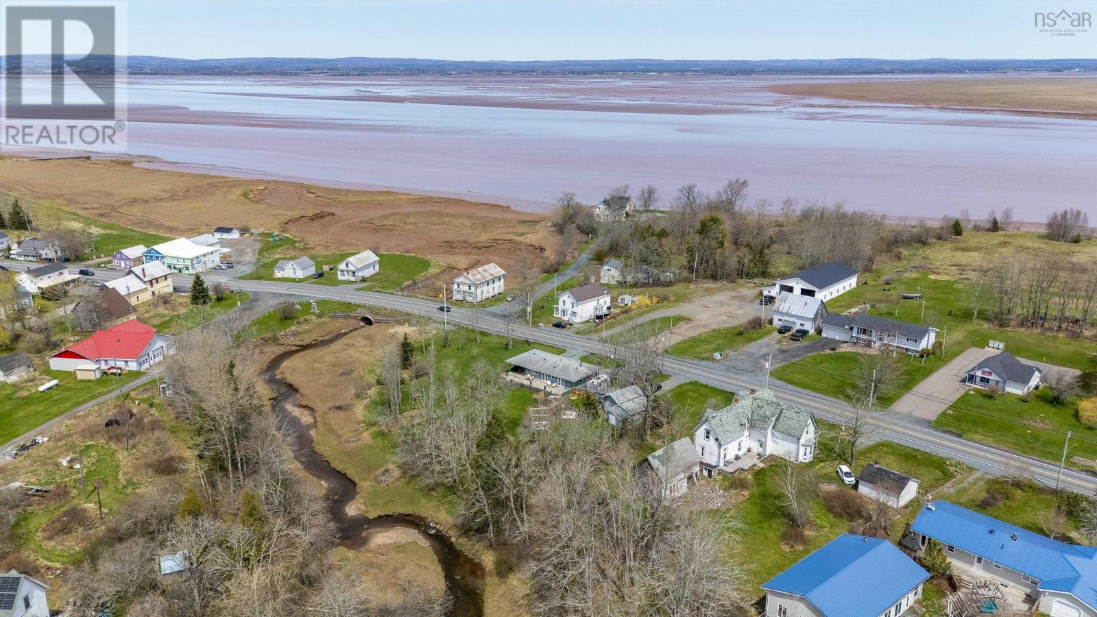 8822 Highway 215, Maitland, Nova Scotia  B0N 1T0 - Photo 11 - 202510370