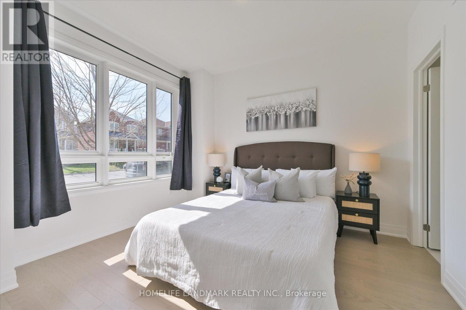 Property at 34 CAROLE BELL WAY image 4