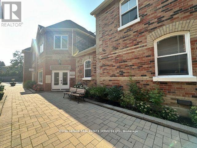 28 - 7626a Yonge Street, Vaughan, Ontario  L4J 1V9 - Photo 2 - N12136408