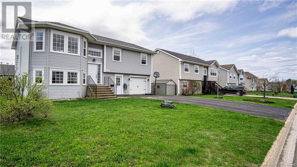 Property at 37 Dawson Drive image 2