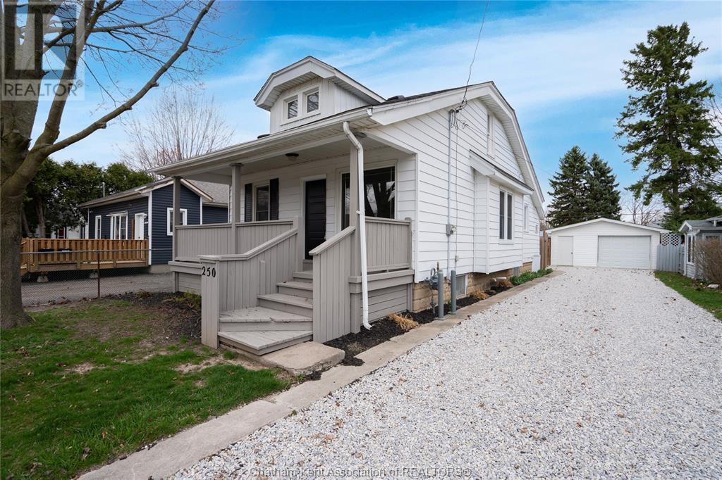 Property at 250 Forest STREET image 1