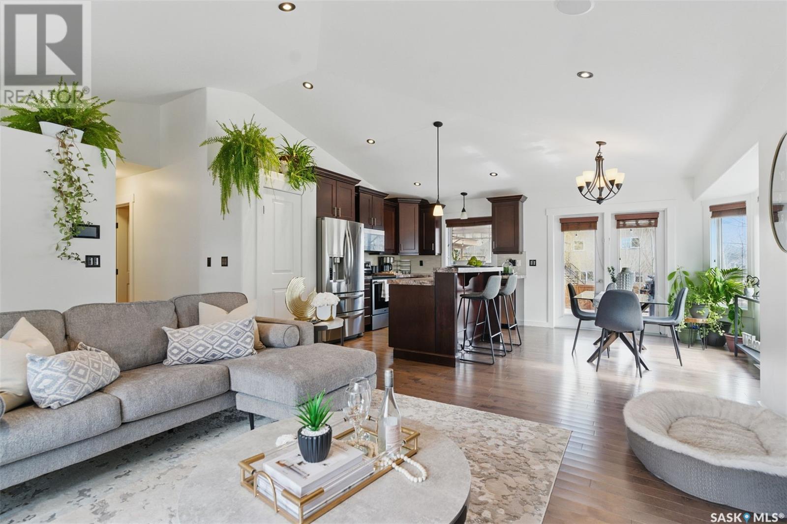 Property at 806 Wilkins COURT image 3
