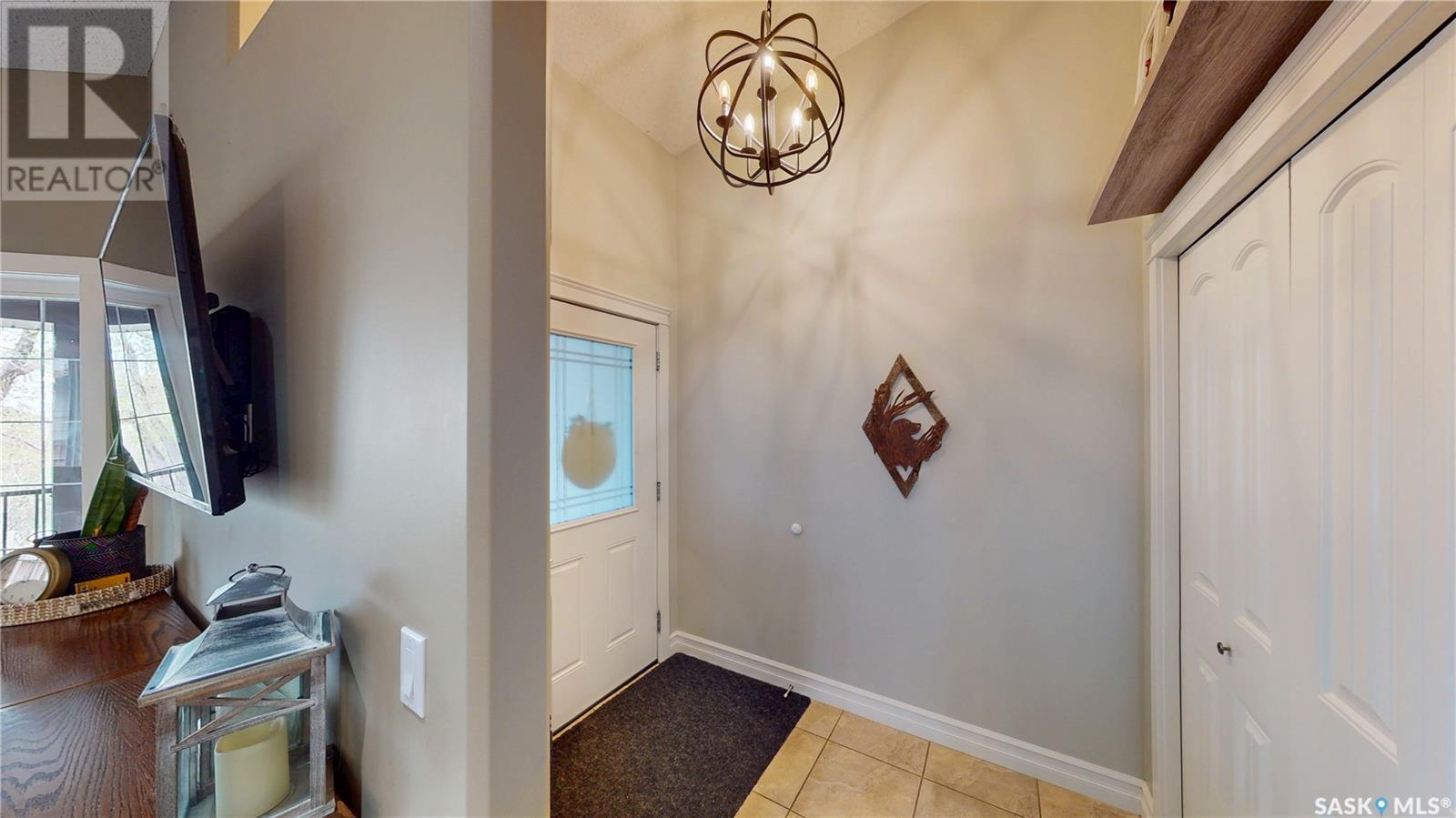 Property at 471 NICOLL AVENUE image 2