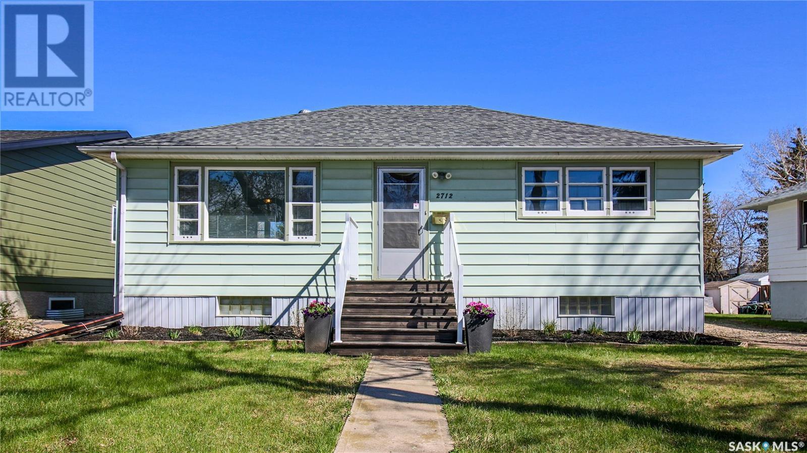 Property at 2712 Sinton AVENUE image 1