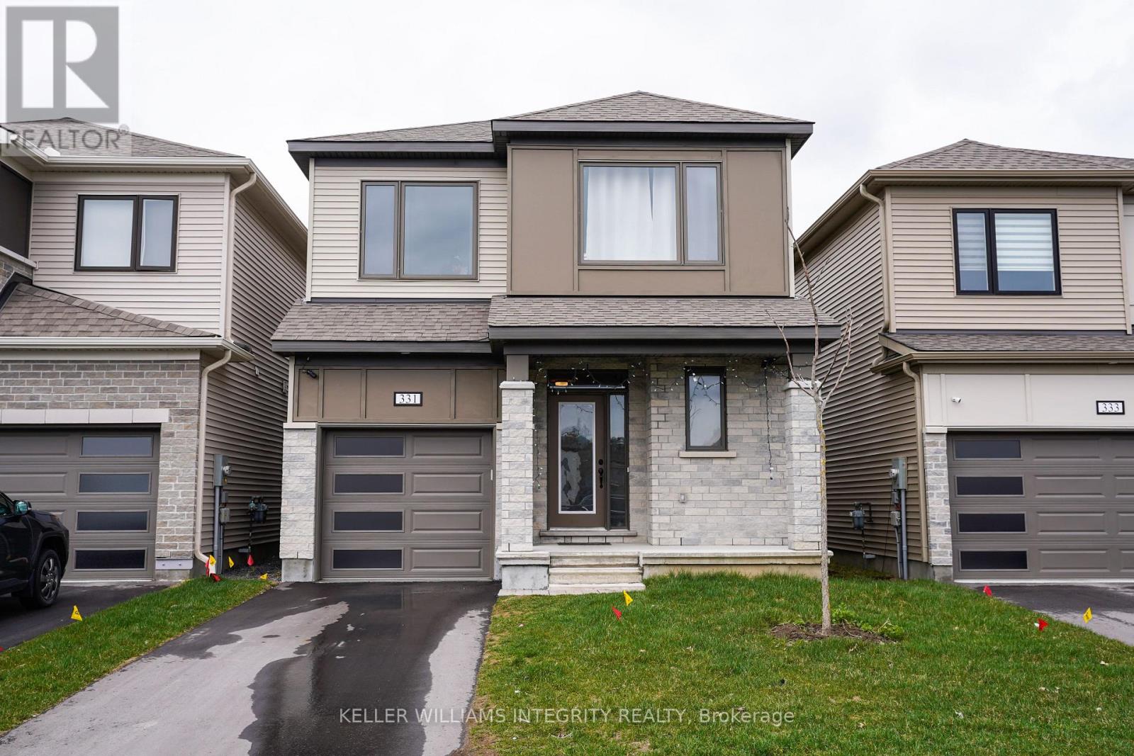 331 Crossway Terrace, Ottawa, Ontario  K2S 2Z3 - Photo 2 - X12136252