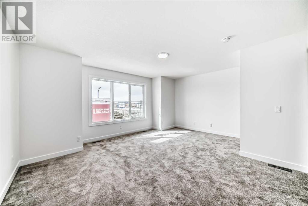 25 Southborough Square, Cochrane, Alberta  T4C 3J4 - Photo 16 - A2201989