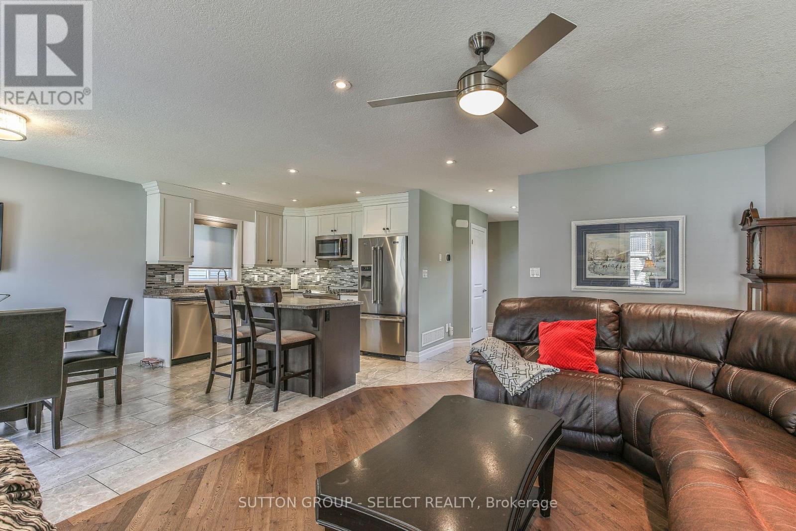 1884 Frederick Crescent, London East, Ontario  N5W 0A5 - Photo 15 - X12136505