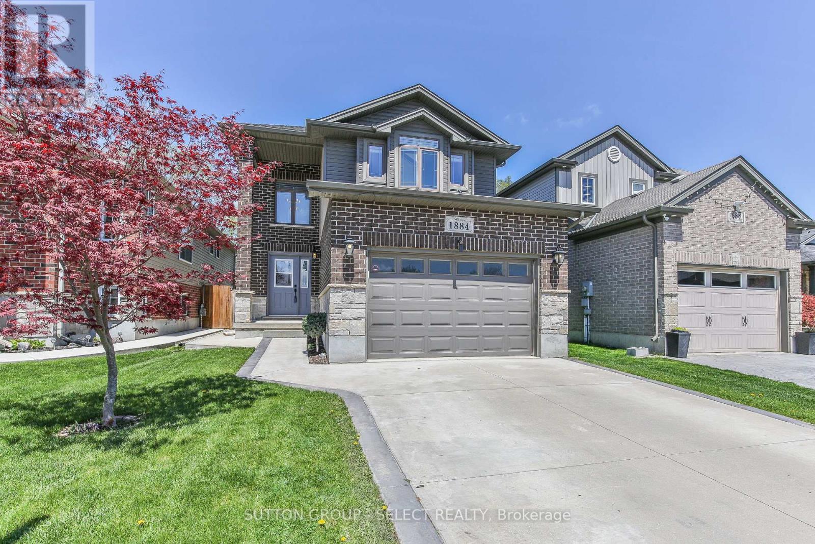 1884 Frederick Crescent, London East, Ontario  N5W 0A5 - Photo 2 - X12136505