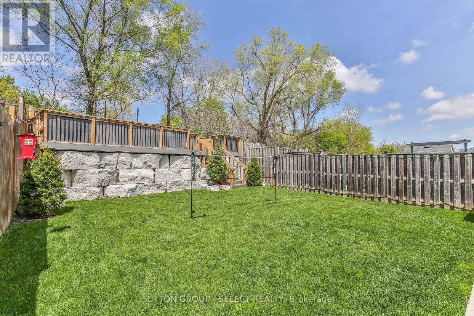 1884 Frederick Crescent, London East, Ontario  N5W 0A5 - Photo 36 - X12136505