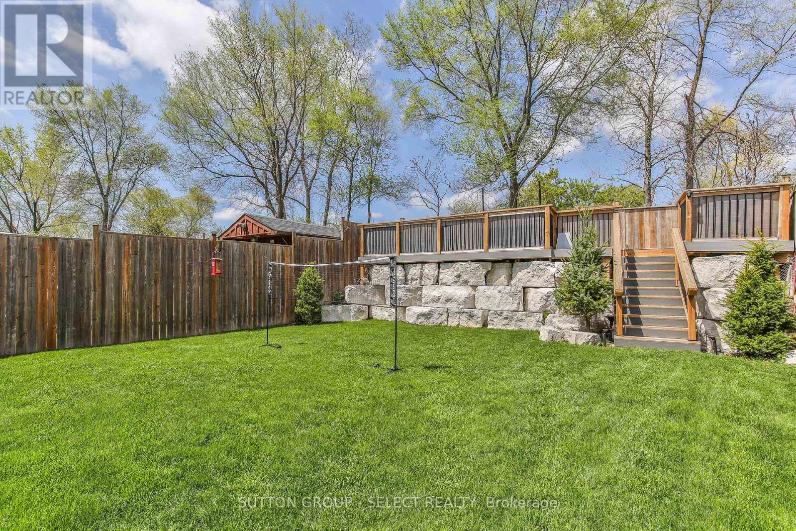 1884 Frederick Crescent, London East, Ontario  N5W 0A5 - Photo 37 - X12136505