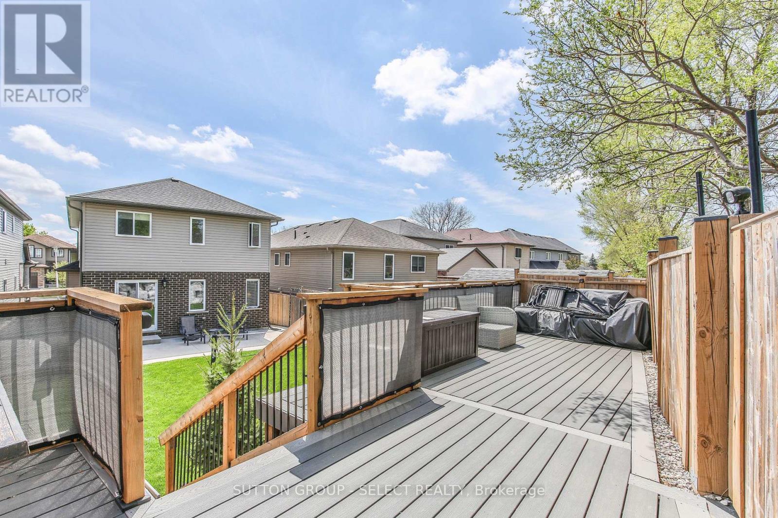 1884 Frederick Crescent, London East, Ontario  N5W 0A5 - Photo 40 - X12136505