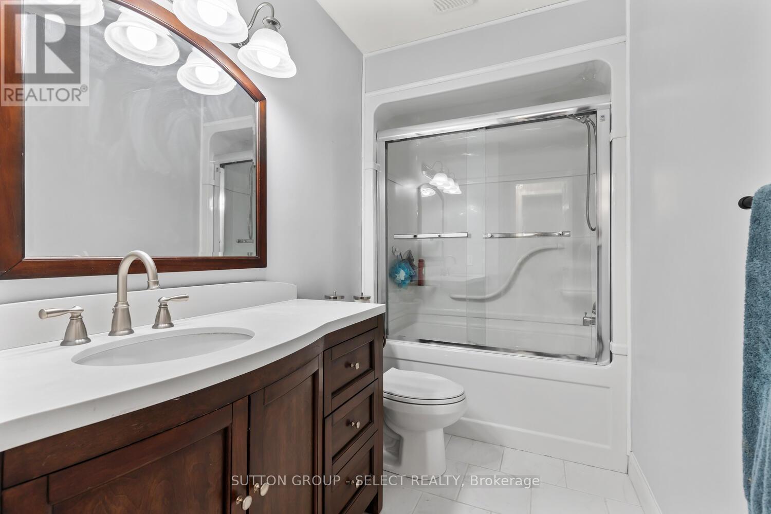 20 Dow Road, London South, Ontario  N6E 1E9 - Photo 15 - X12136585