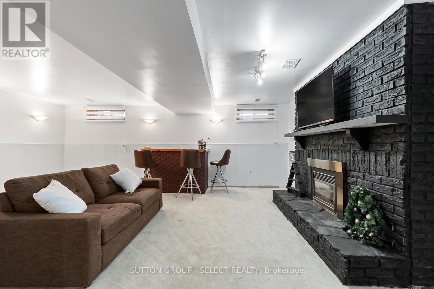 20 Dow Road, London South, Ontario  N6E 1E9 - Photo 22 - X12136585