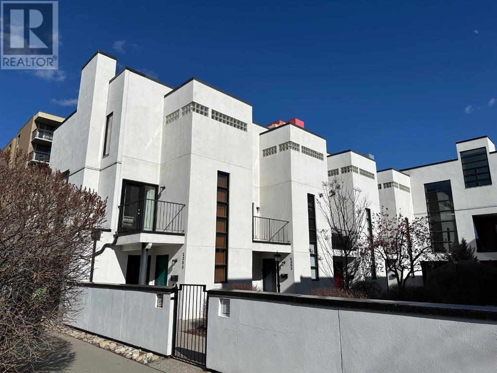 Property at 1250 10 Street SW image 2
