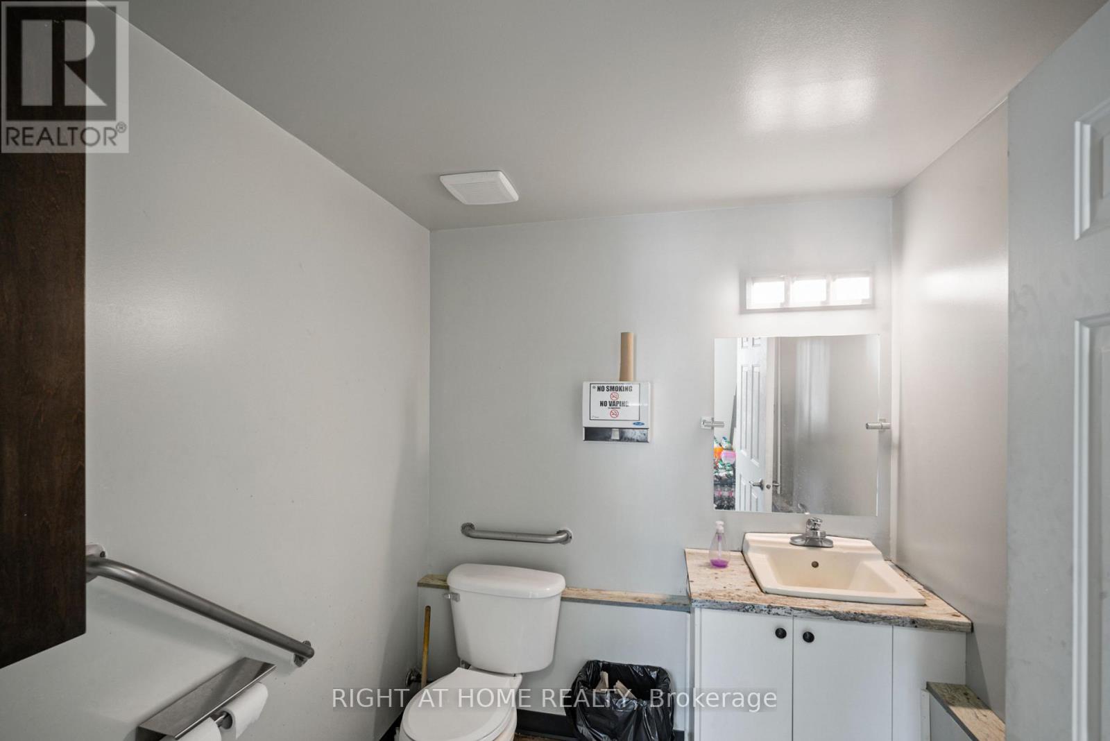58 Bridge Street, Carleton Place, Ontario  K7C 2V3 - Photo 14 - X12136599