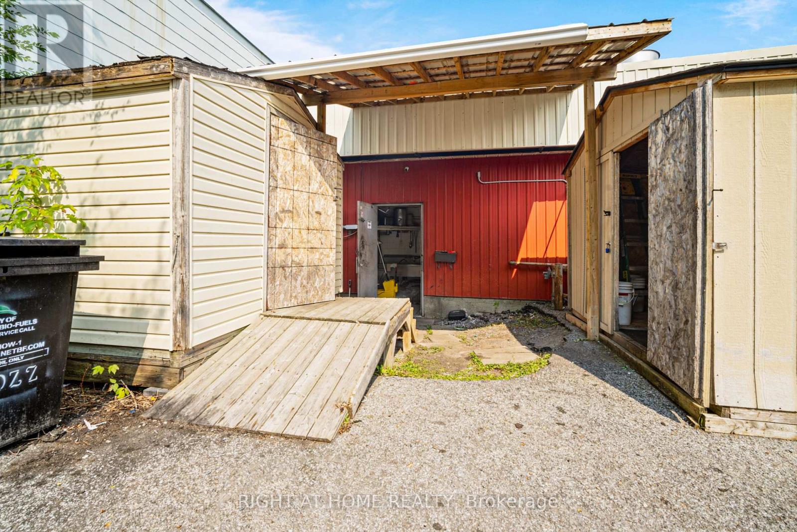 58 Bridge Street, Carleton Place, Ontario  K7C 2V3 - Photo 18 - X12136599