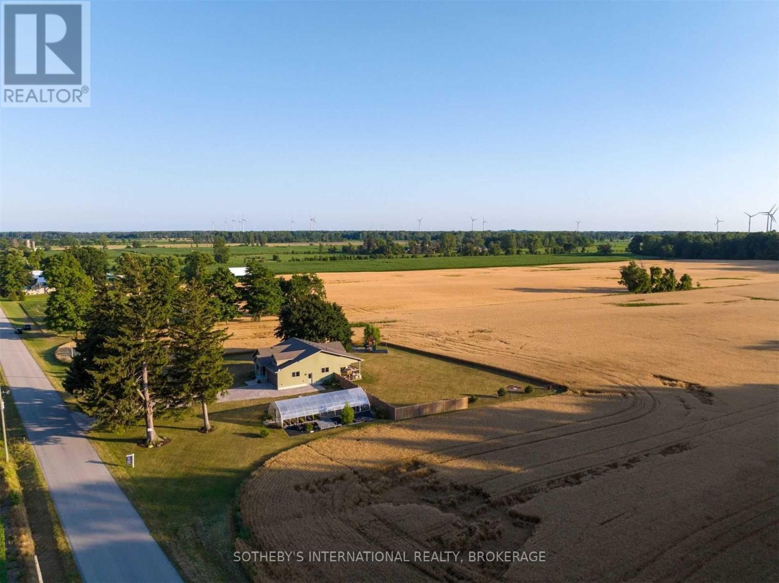 917 Wainfleet Dunnville Road, Wainfleet, Ontario  N0A 1K0 - Photo 18 - X12135772