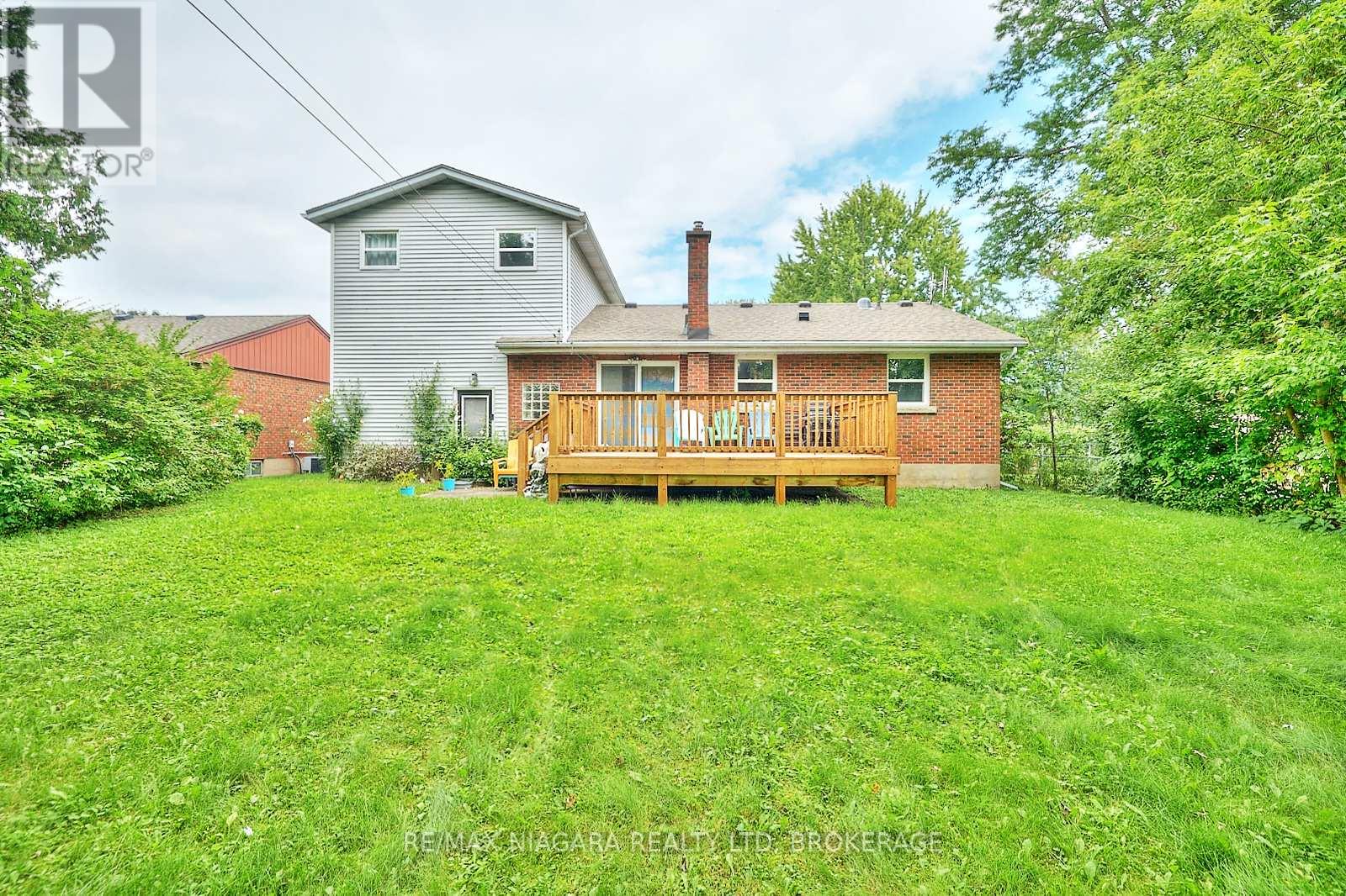 6100 Sidney Street, Niagara Falls, Ontario  L2E 3A1 - Photo 6 - X12136596