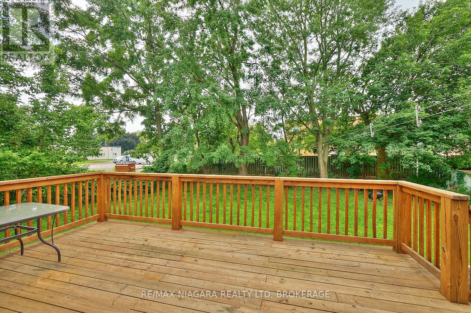 6100 Sidney Street, Niagara Falls, Ontario  L2E 3A1 - Photo 7 - X12136596