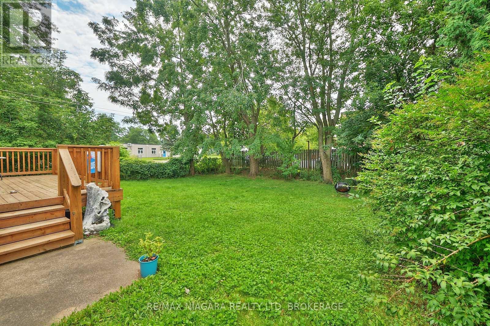 6100 Sidney Street, Niagara Falls, Ontario  L2E 3A1 - Photo 9 - X12136596