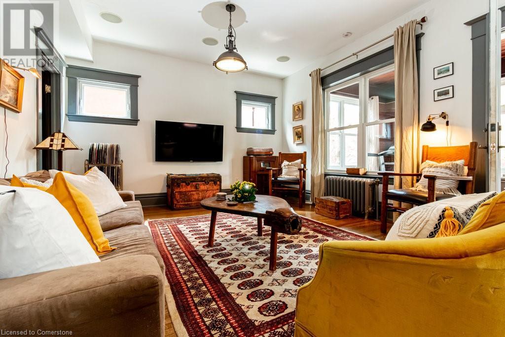 Property at 63 CHEDOKE Avenue image 4
