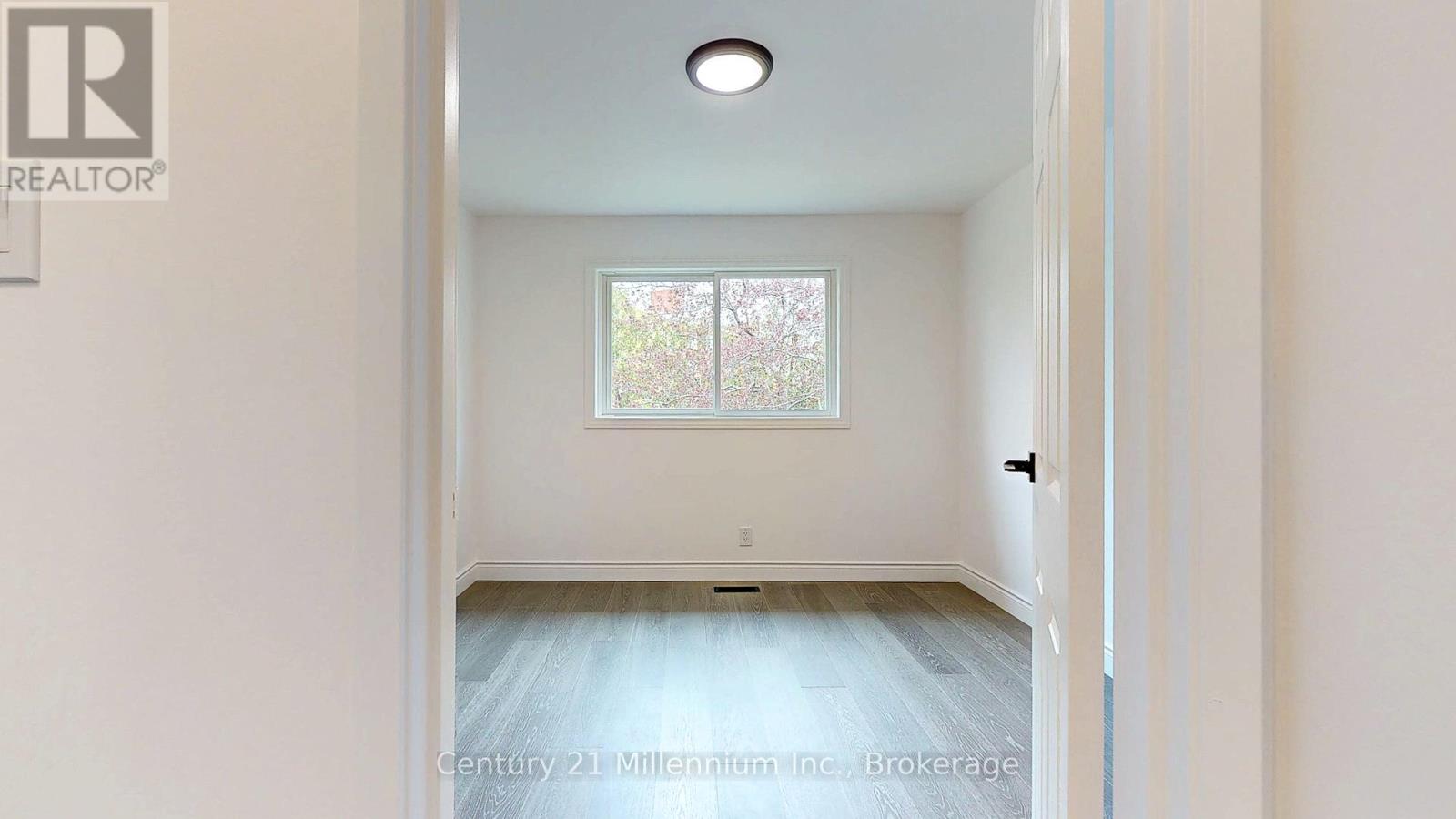 558 Spruce Street, Collingwood, Ontario  L9Y 4B4 - Photo 18 - S12136589