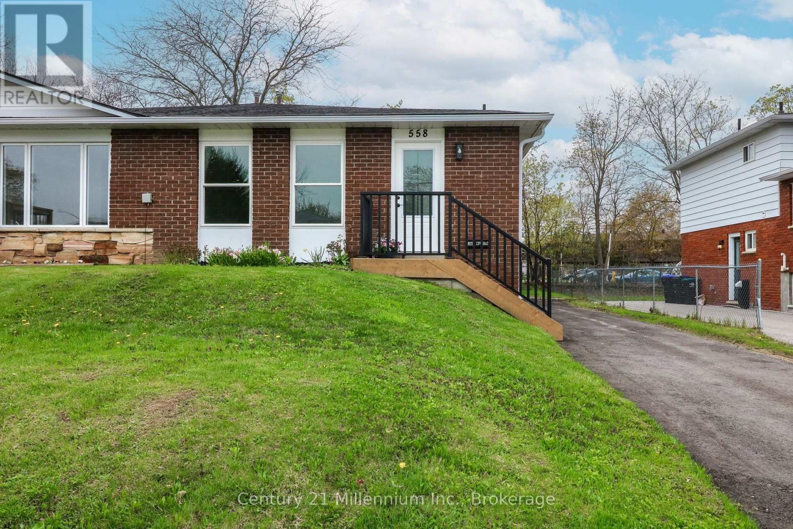 Property at 558 SPRUCE STREET image 2