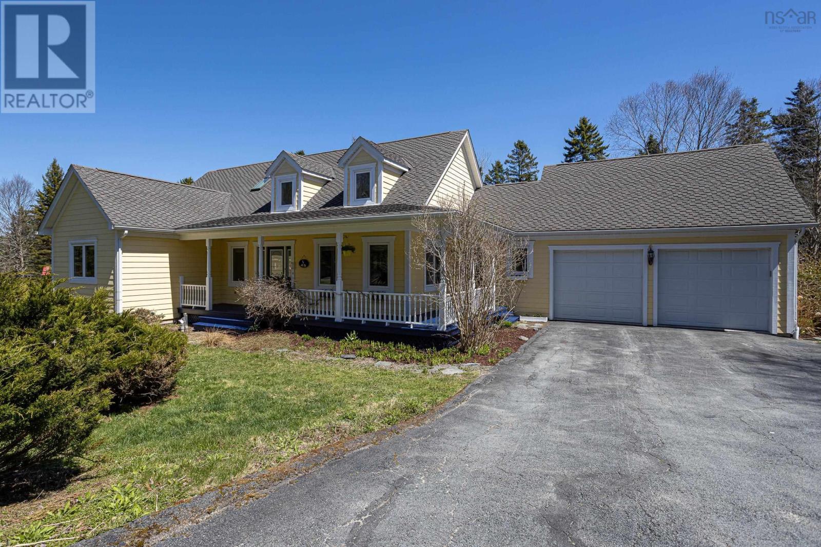 Property at 45 Foxberry Hill image 1
