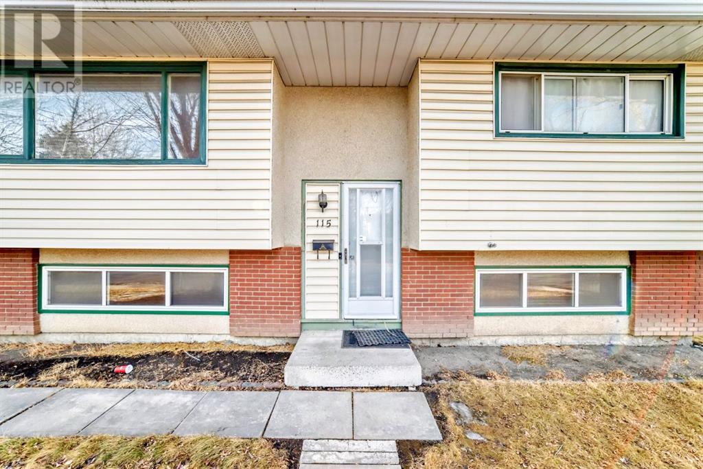 Property at 115 Rundleview Drive NE image 3