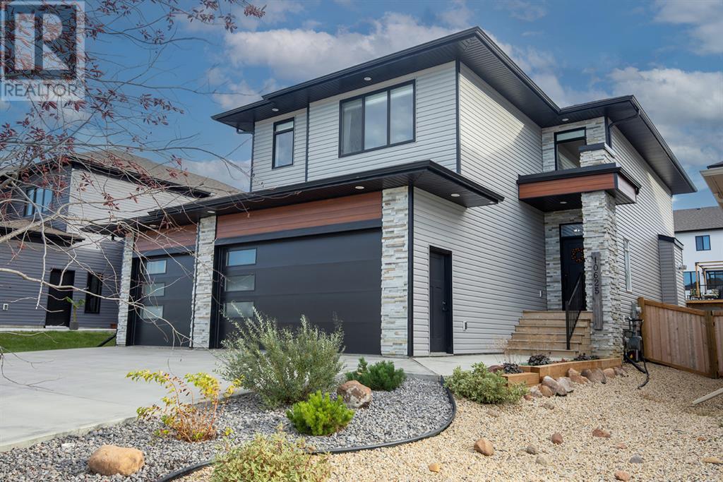 Property at 10625 151 Avenue image 1