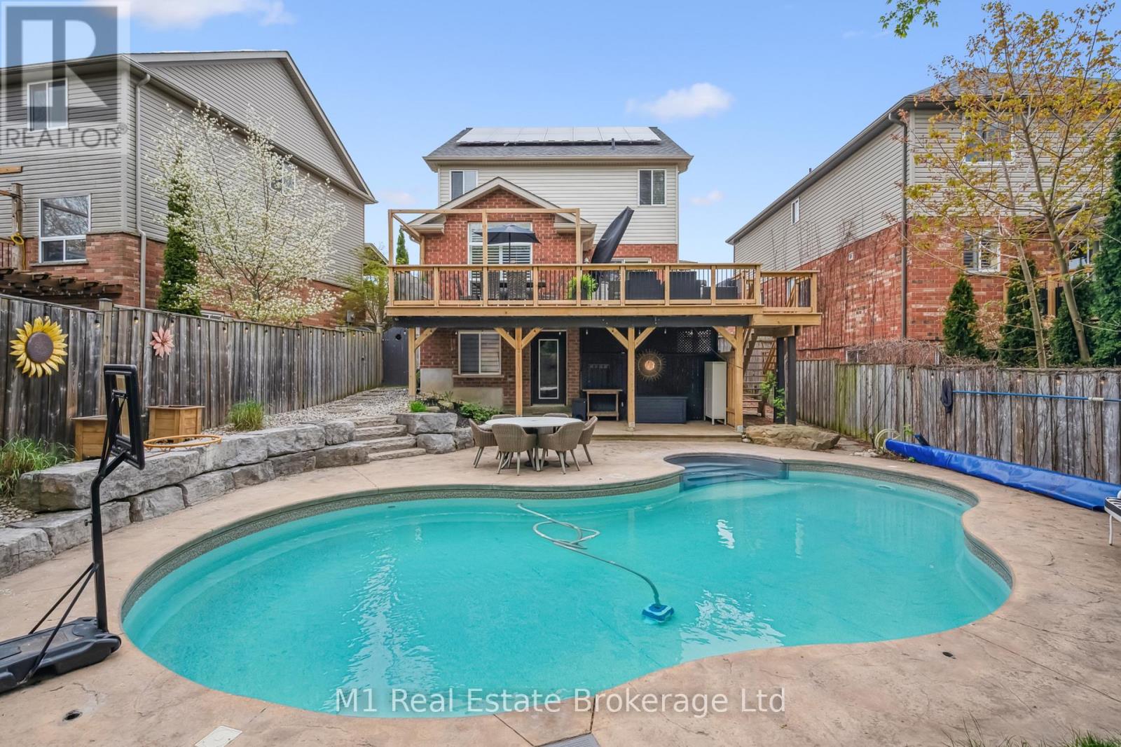 108 Skipton Crescent, Cambridge, Ontario  N3C 4P2 - Photo 48 - X12136447