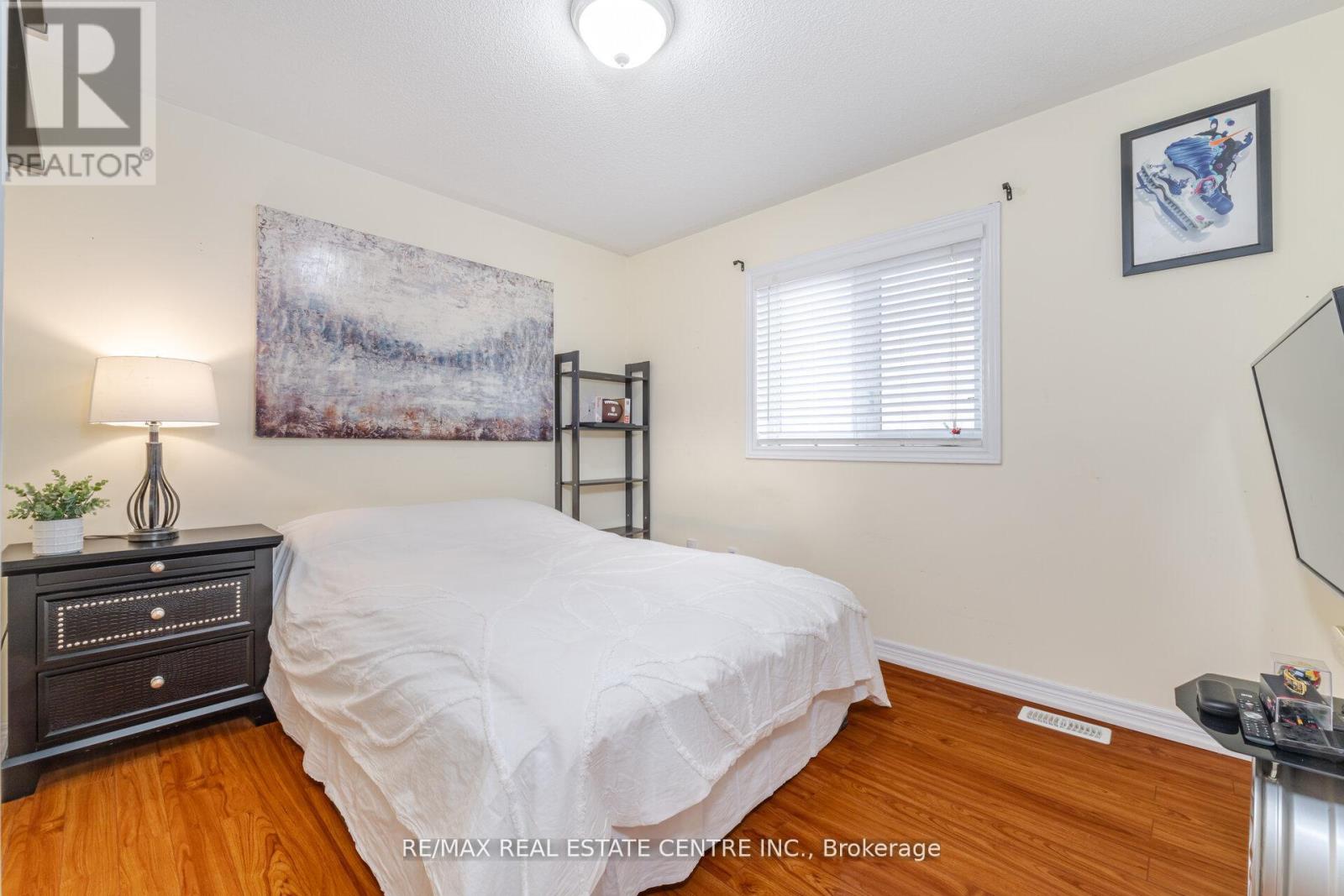 47 Begonia Crescent, Brampton (Northwest Sandalwood Parkway), Ontario  L7A 0M7 - Photo 21 - W12126539