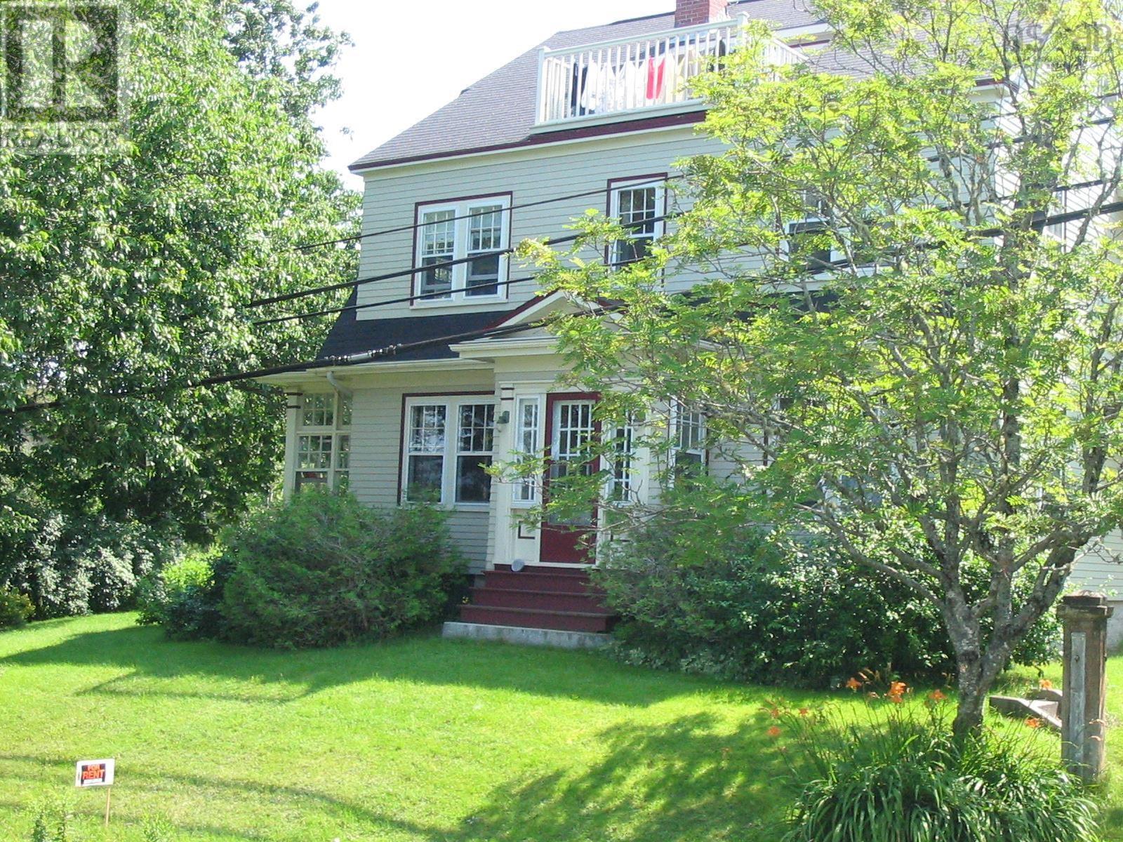 Property at 9957 Peggys Cove Road image 1