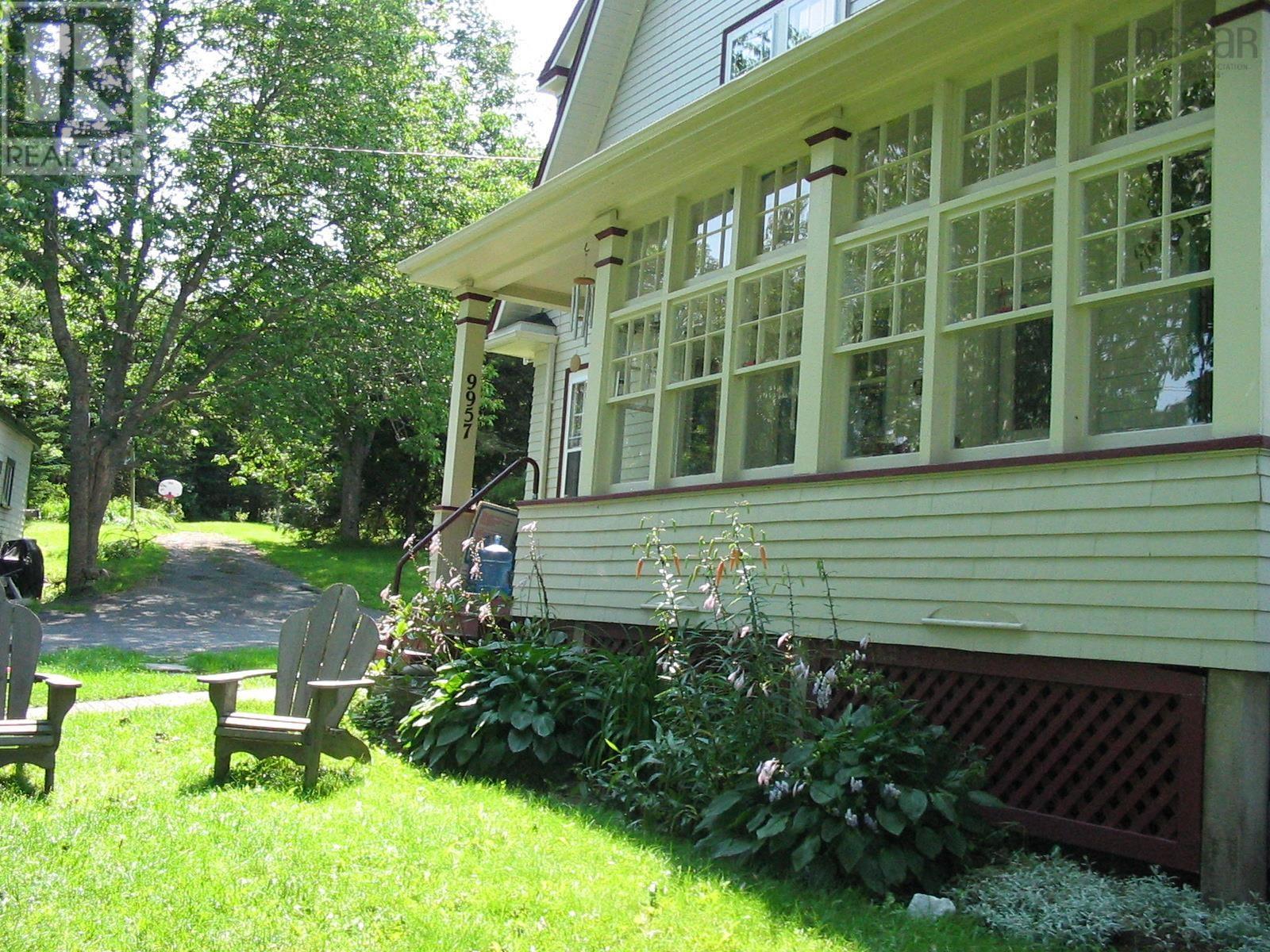 Property at 9957 Peggys Cove Road image 2