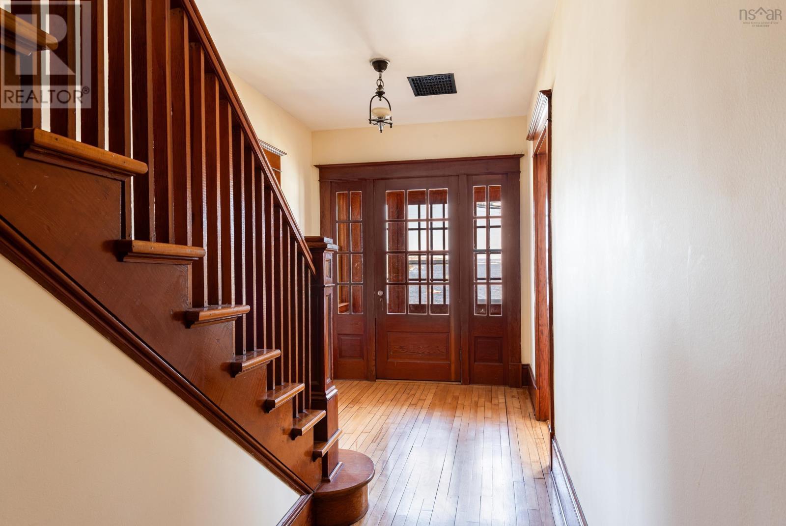 Property at 9957 Peggys Cove Road image 5