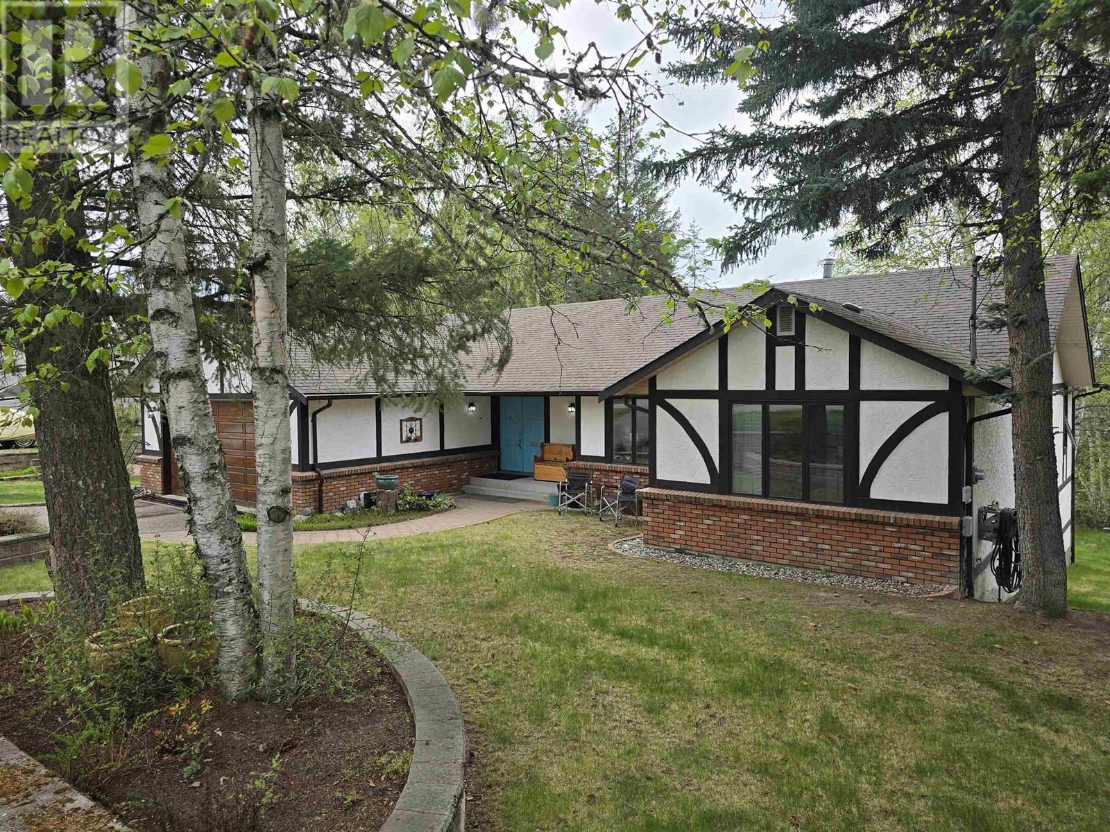 Property at 229 GROSZ ROAD image 1