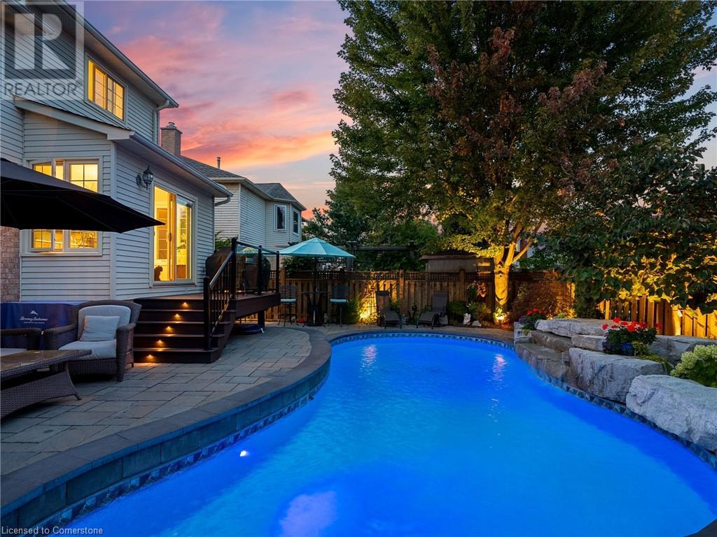 2079 Hunters Wood Drive, Burlington, Ontario  L7M 2T1 - Photo 45 - 40722821