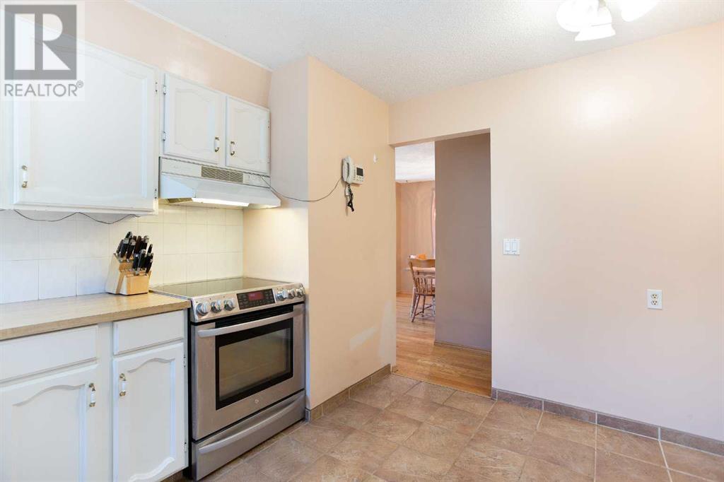 124 Templeridge Close Ne, Calgary, Alberta  T1Y 4E2 - Photo 9 - A2210599